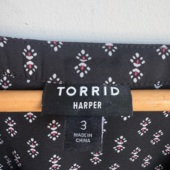 Torrid Harper Flutter Sleeve Blouse Plus Size 3X - Picture 6 of 10